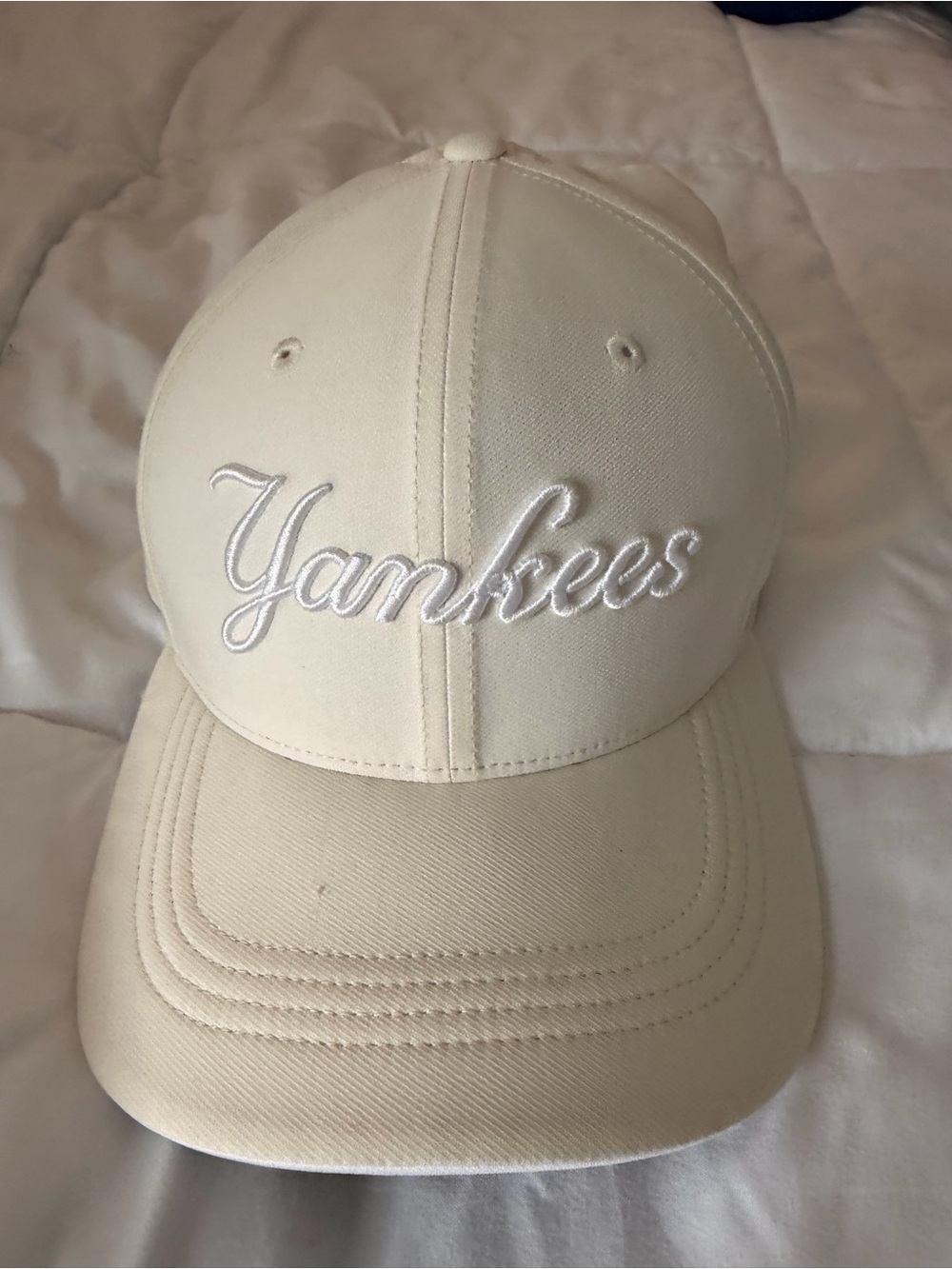 Nike Yankees Script Baseball Cap - Cream
